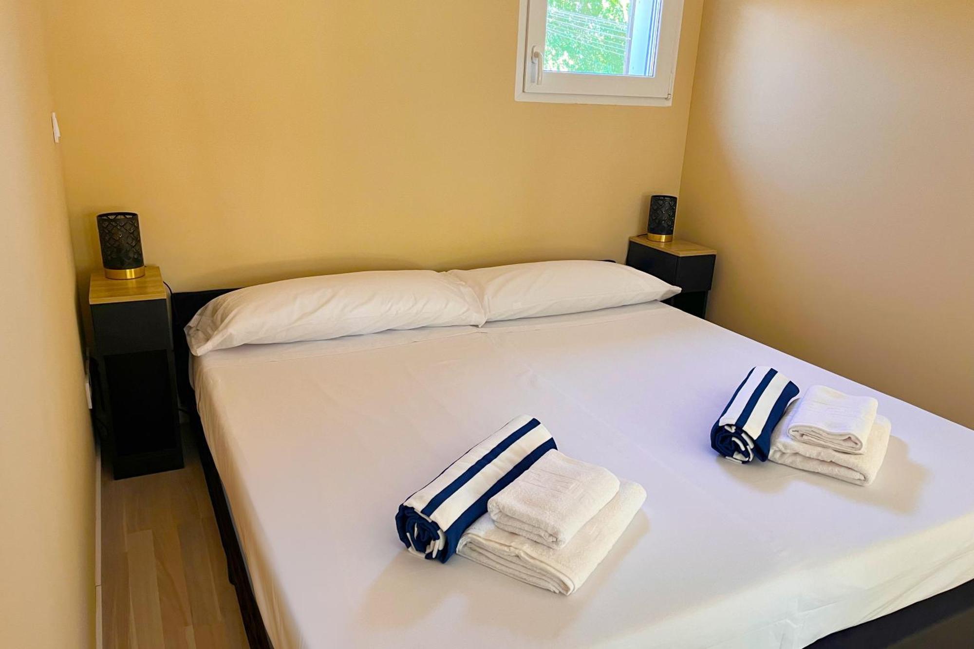 Fee4Me Cabin With Pool And Garden San Martin De La Vega Ngoại thất bức ảnh
