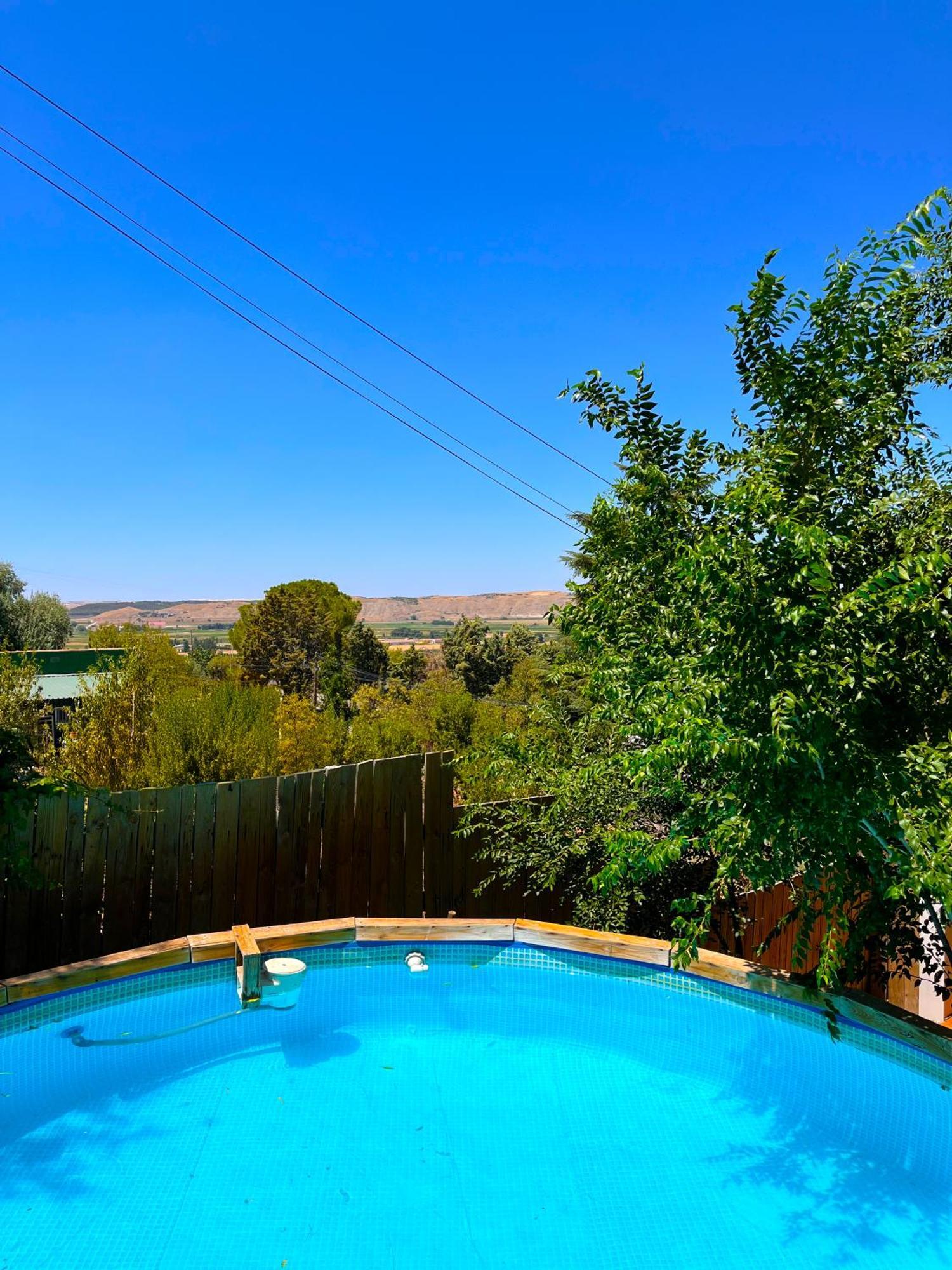 Fee4Me Cabin With Pool And Garden San Martin De La Vega Ngoại thất bức ảnh